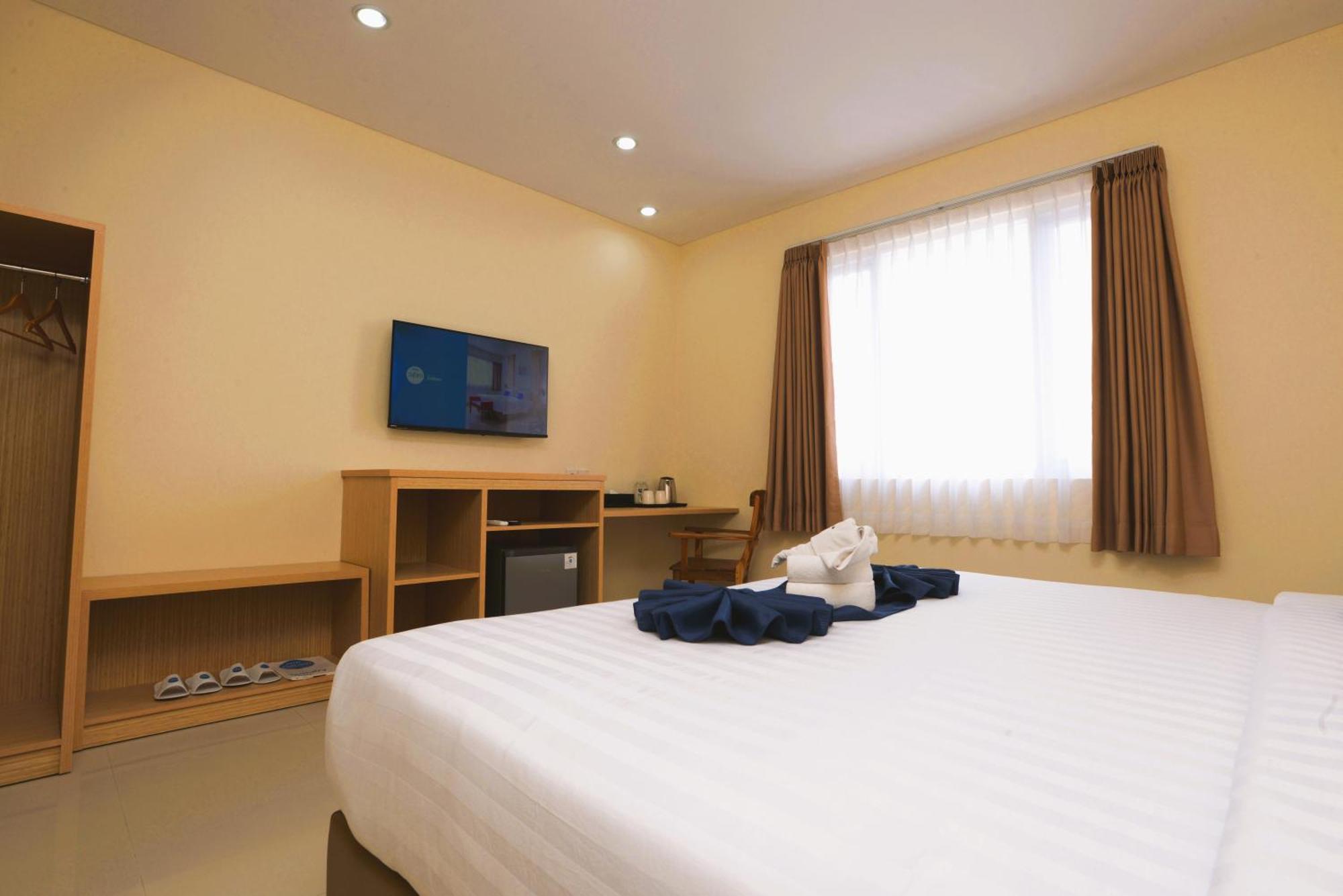 Hotel Dafam Rio Bandung Exterior foto