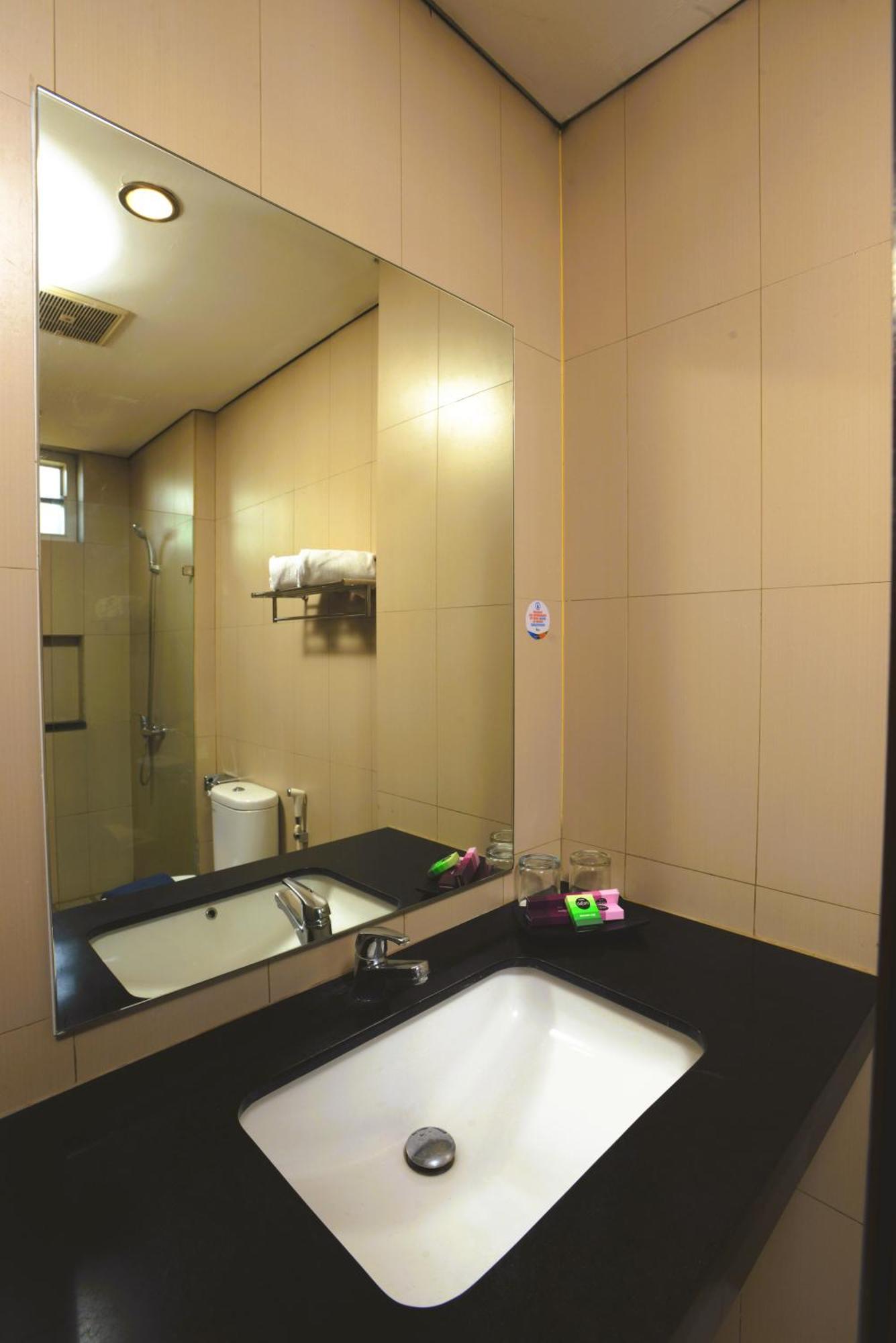 Hotel Dafam Rio Bandung Exterior foto